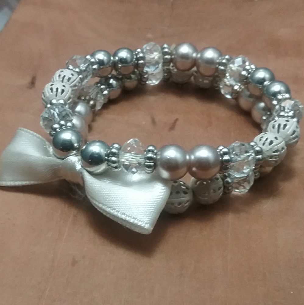 Vintage Beaded Bracelet Set With Attached Bow.